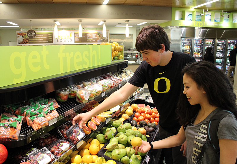 Students select fresh food on campus